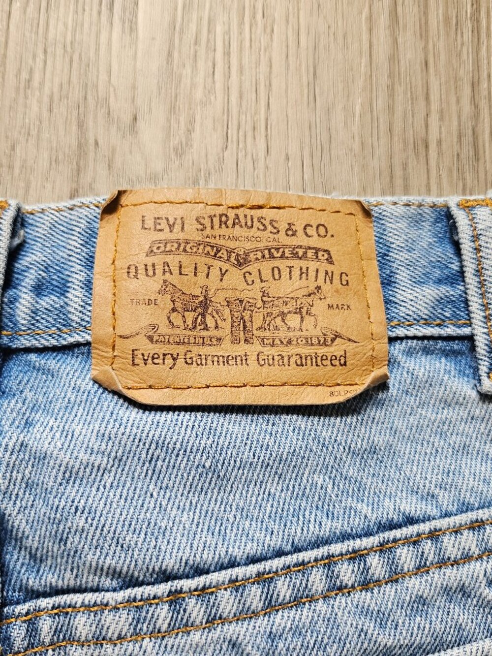 Men's Vintage Levi Strauss Orange Tab Light Blue Washed Denim Jeans Sz 36x24 - Picture 4 of 10